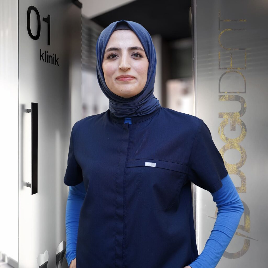 Dt. Leyla Yaşar