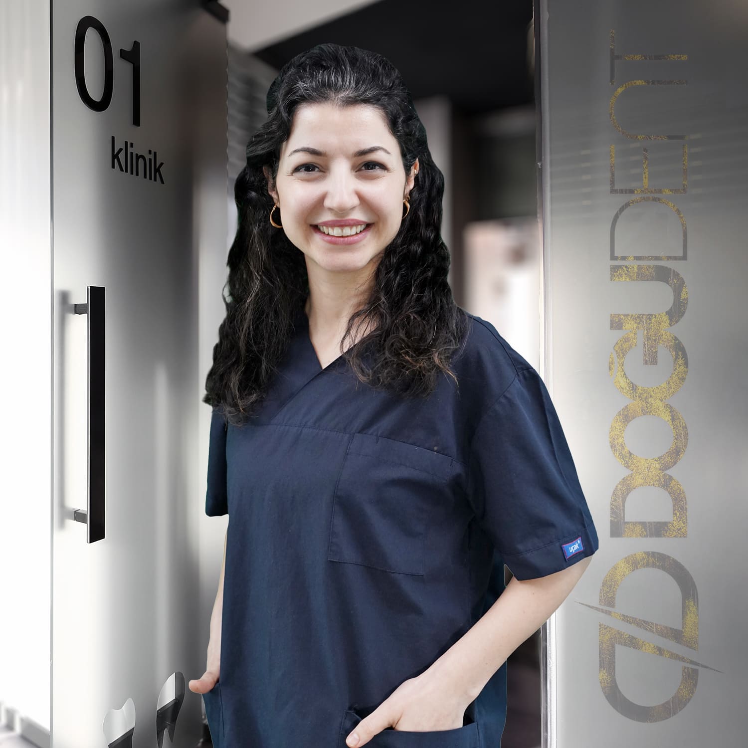 Dr.-Dt.-Simay-AYDEMIR-BATIRER.jpg Dr.-Dt.-Simay-AYDEMIR-BATIRER.jpg